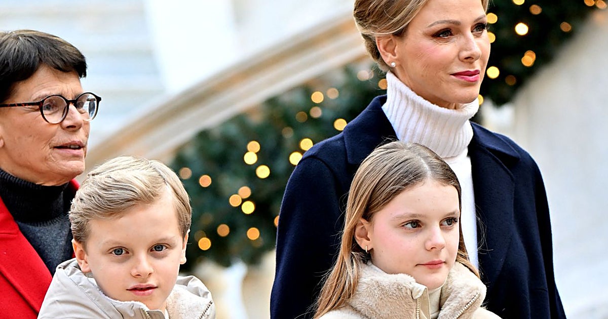 La Princesa Charlene de Mónaco celebra el Día de la Madre posando junto a sus dos hijos