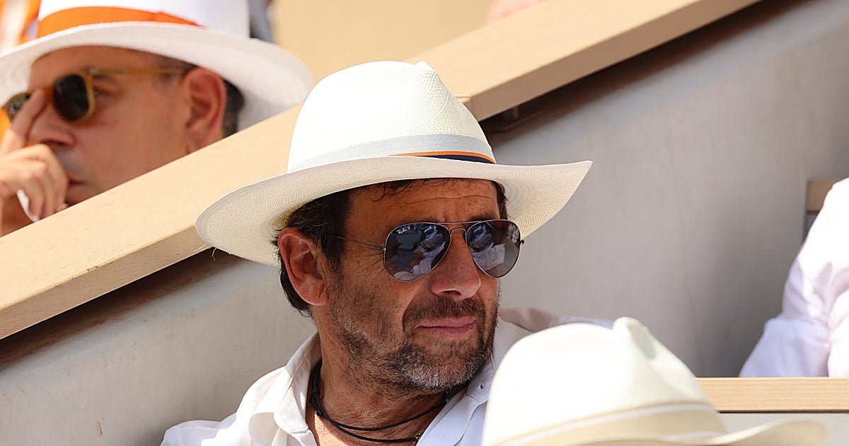El cantante Patrick Bruel es liberado tras ser acusado por a