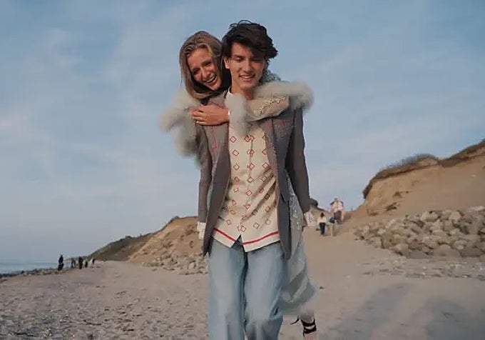 Nicolás y su novia Benedikte en el documental.