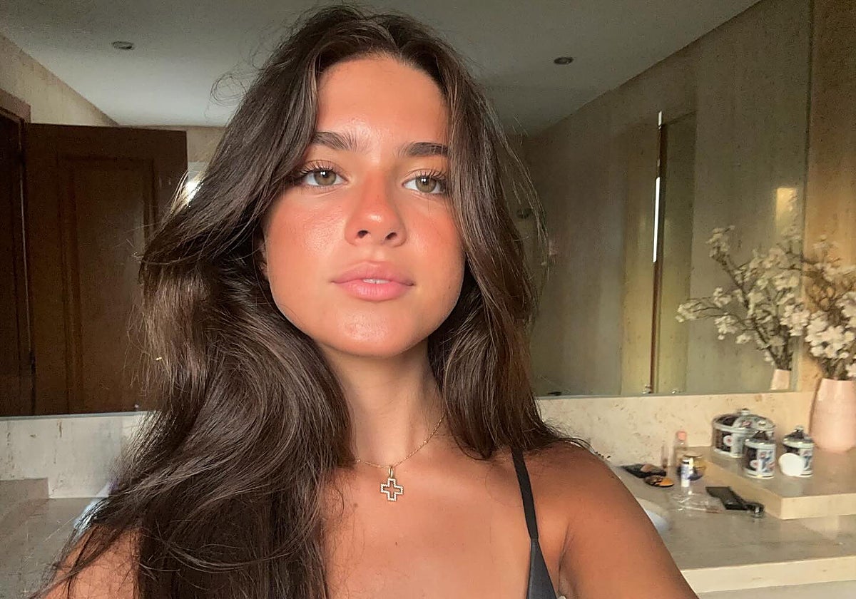 Así es Chloé, la nieta de María Vidaurreta y Jorge Verstrynge que se hace hueco como ‘influencer’