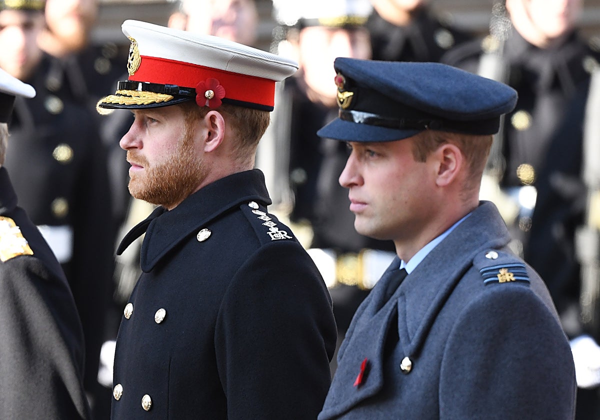 La última carta de los Windsor para reconciliar a Guillermo y Harry: el hombre que aún conserva la confianza de ambos