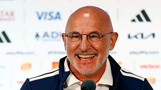 Luis de la Fuente, sobre su infancia: «Mi padre era marino mercante y navegó durante casi 40 años. Fue la parte más dura de mi niñez»