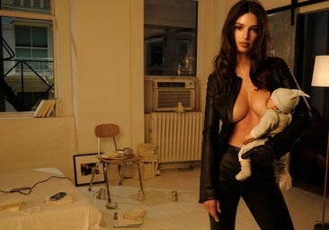 Emily Ratajkowski escribirá un libro sobre su vida sexual como madre soltera: «Quería destruir a la chica buena y reemplazarla con la puta»