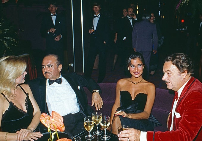 Adnan Kashoggi y el príncipe Alfonso de Hohenlohe.