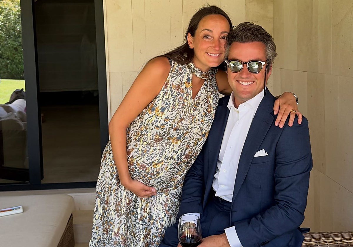Lucía Pombo y Álvaro López Huerta ya son padres de su primera hija