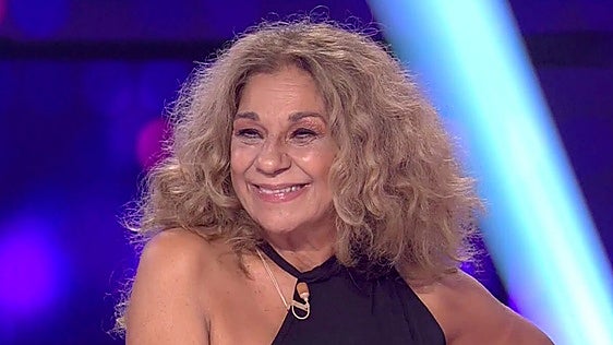 Lolita Flores, 68 años: «Estoy envejeciendo bastante bien, me cuido mucho. Me pongo aceite de oliva con clavo en la cara y estoy encantada»