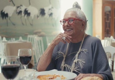 Lola Herrera, 91 años: «Desayuno un kiwi, café y una tostada de pan integral»