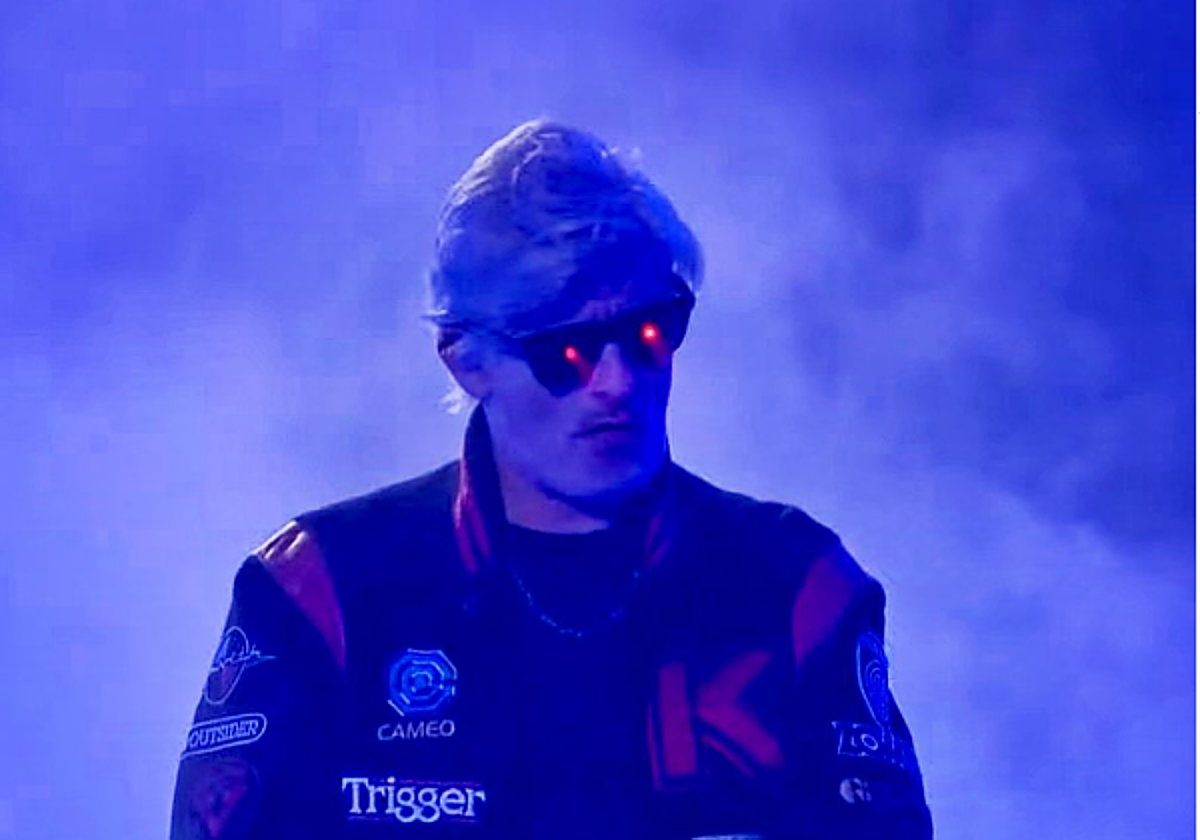 Hallan muerto al DJ francés Kavinsky, conocido por su tema 'Nightcall', en su casa de París