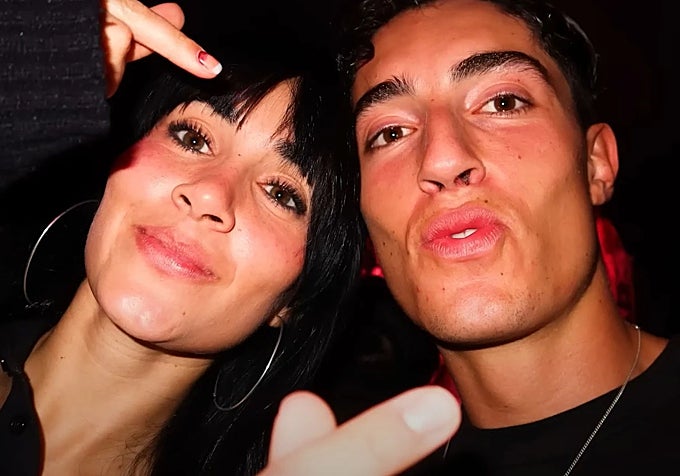 Aitana y Plex.