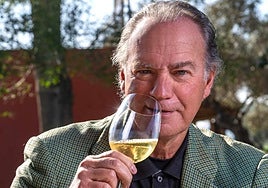 Bertín Osborne, 71 años: «Desayuno una copa de vino tinto, unos picos y unos huevos revueltos con pavo o lo que sea»