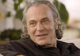 José Coronado, 69 años: «Desayuno siempre con aceite de oliva. Es salud para el cuerpo y es fantástico para prevenir enfermedades»