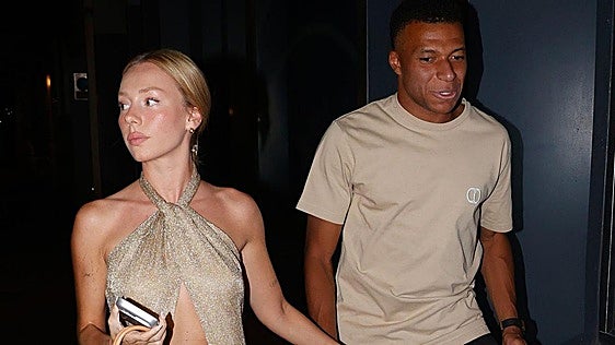 Ester Expósito, sobre su relación con Kylian Mbappé: «Estoy en un momento bonito. Me he dado cuenta de que el amor no tiene por qué doler»