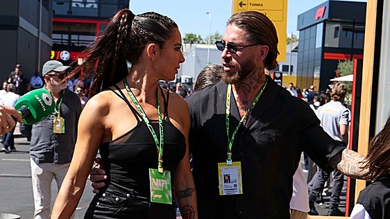 La reaparición de Sergio Ramos y Pilar Rubio o la última mujer de Roberto Carlos: todas las novedades que trae el paddock