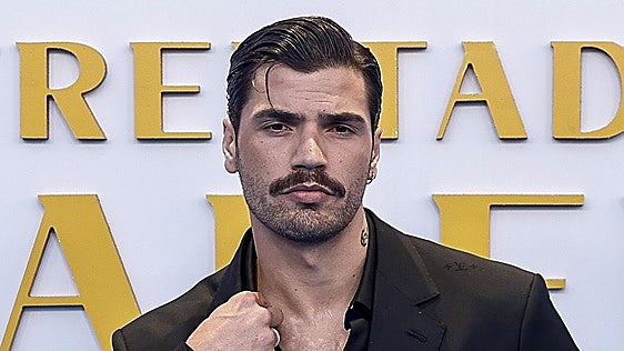 Quién es Hugo Diego Garcia, el protagonista de 'Enfrentados: Marfil': su edad, de dónde es y su relación con Ester Expósito