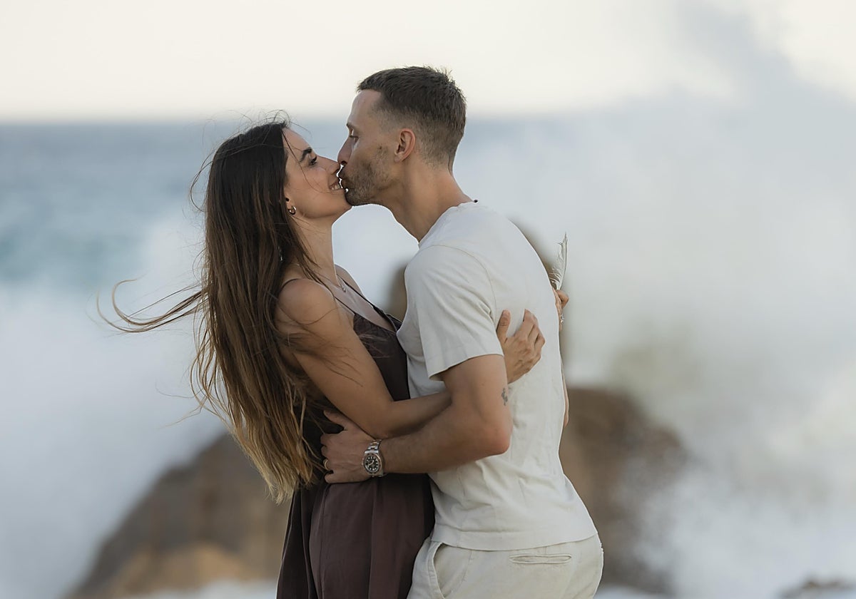 Sergio Canales revela que su mujer, Cristina Llorens, sufrió abuso sexual de niña: «Aún sigue siendo duro en casa»