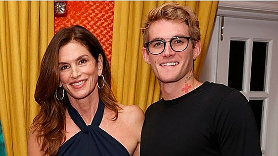 Depresión, adicciones y trágico final: así fue la vida del hijo de Cindy Crawford, muerto a los 27 años