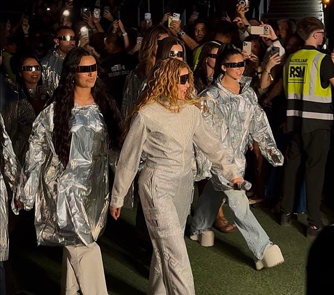 Shakira junto a Marta Díaz, Mar Lucas y Jedet