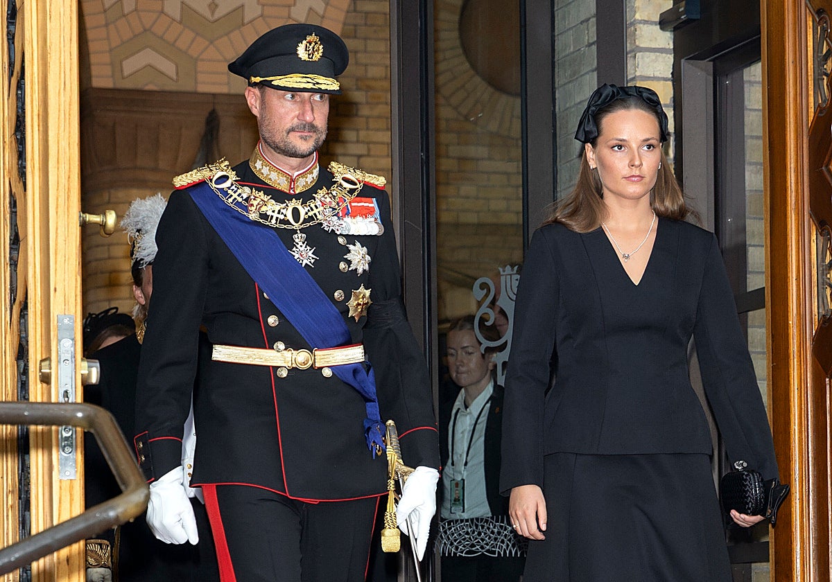 Mette-Marit se ausenta de la apertura del Parlamento noruego por una infección respiratoria
