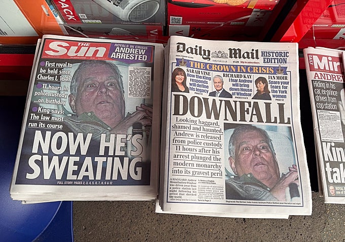 La imagen de Andrés Mountbatten-Windsor tras su detención.