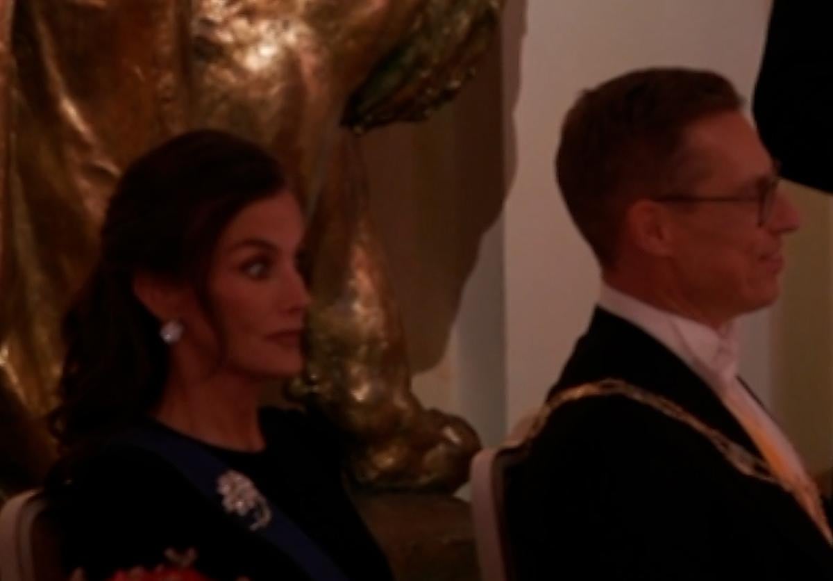 La divertida reacción de la Reina Letizia a las palabras en finlandés de Felipe VI en Helsinki
