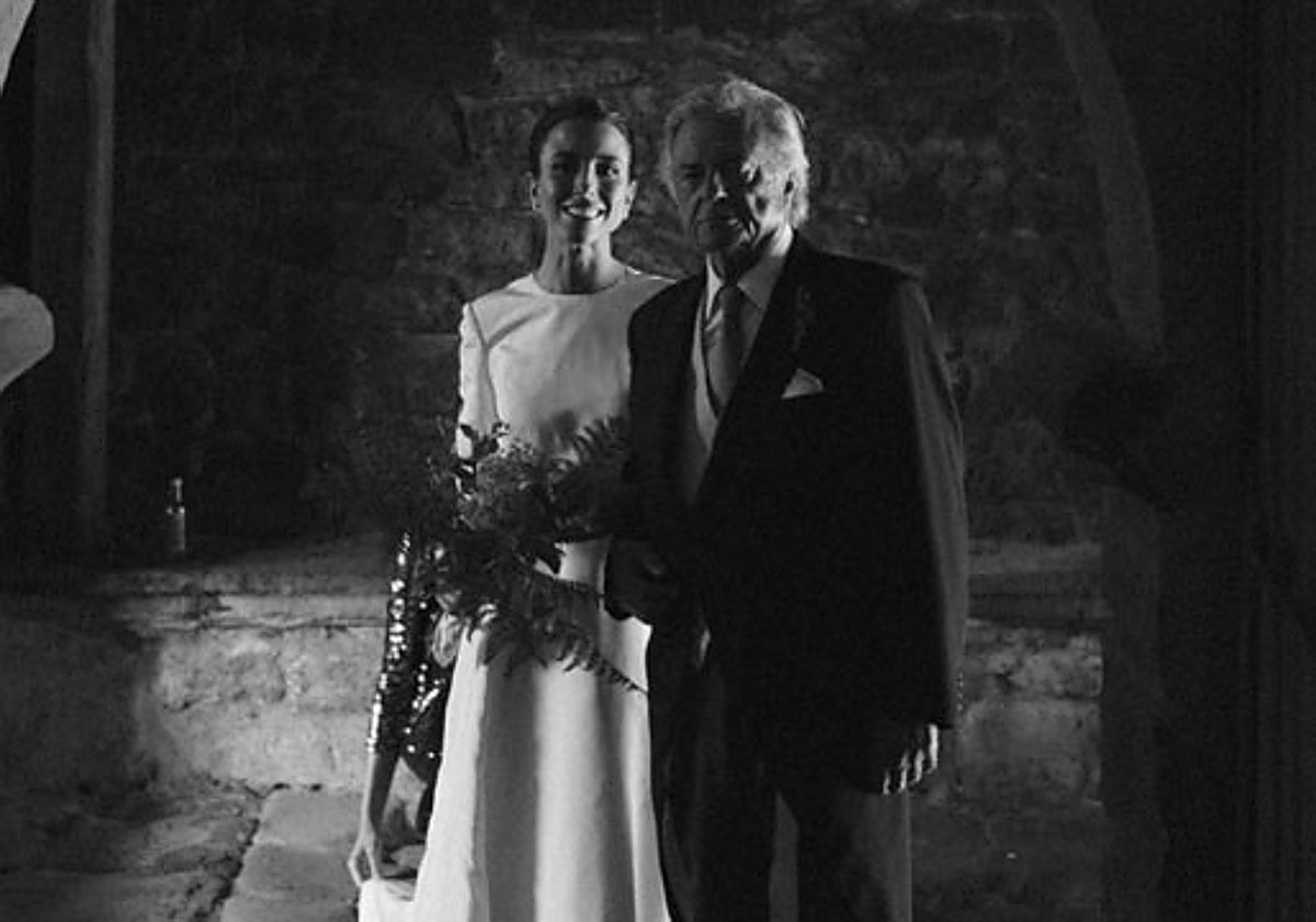Muere Jacobo Corsini Muñoz de Rivera, padre de la diseñadora Laura Corsini: «Te buscaré en tus lugares favoritos»