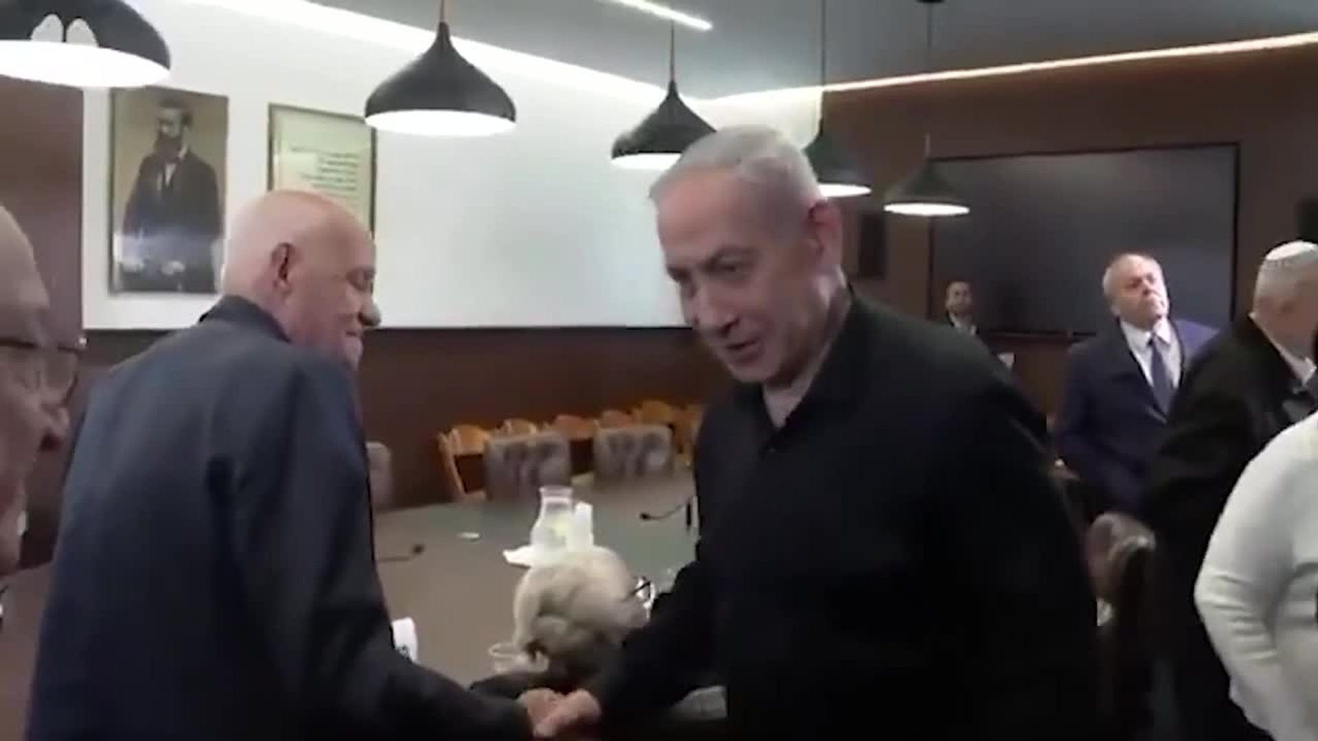 Un Israel dividido decide en las elecciones si avala a Netanyahu o apuesta por el cambio