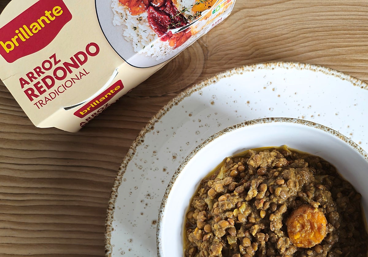 Guiso de lentejas con verduras y vasito de arroz redondo Brillante