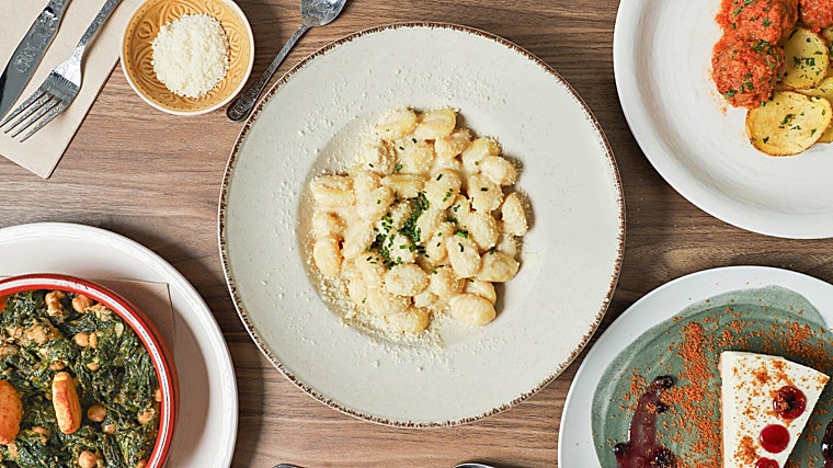 Selva Negra: tapeo tradicional y pastas caseras en Tomares