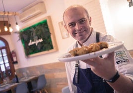 Almijara Casual Bar: 35 años de trayectoria premiados con el Plato de Oro de Radio Turismo
