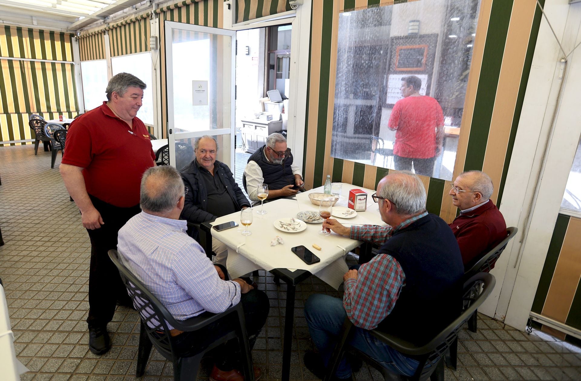 Ruta por los bares y restaurantes del Campo de la Verdad de Córdoba, en imágenes