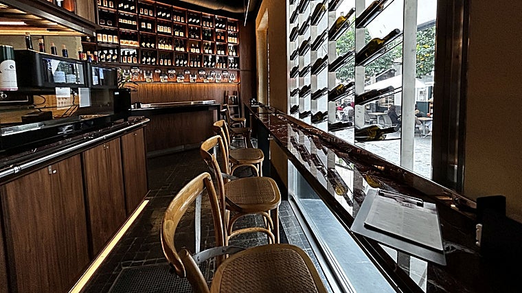Maestro, nuevo rincón dedicado al vino en el Hotel Eme Catedral Mercer de Sevilla