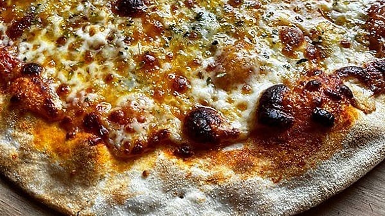 La Nonna de Sevirol, una trattoria que fusiona recetas de Nápoles y Sevilla