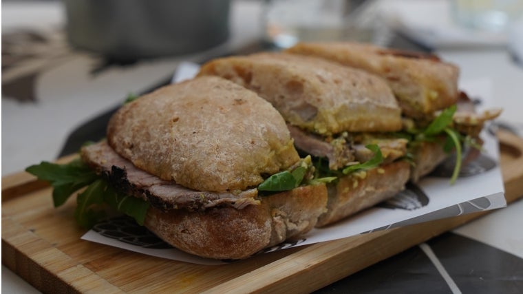 Bocadillo de roast beef