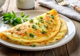 Las cenas rápidas que puedes hacer con una tortilla francesa para ahorrar tiempo