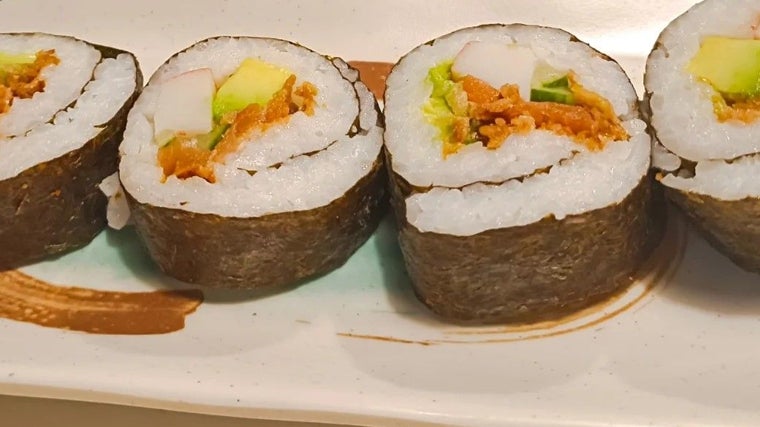 El nuevo plato de L. San, futomaki de salmón