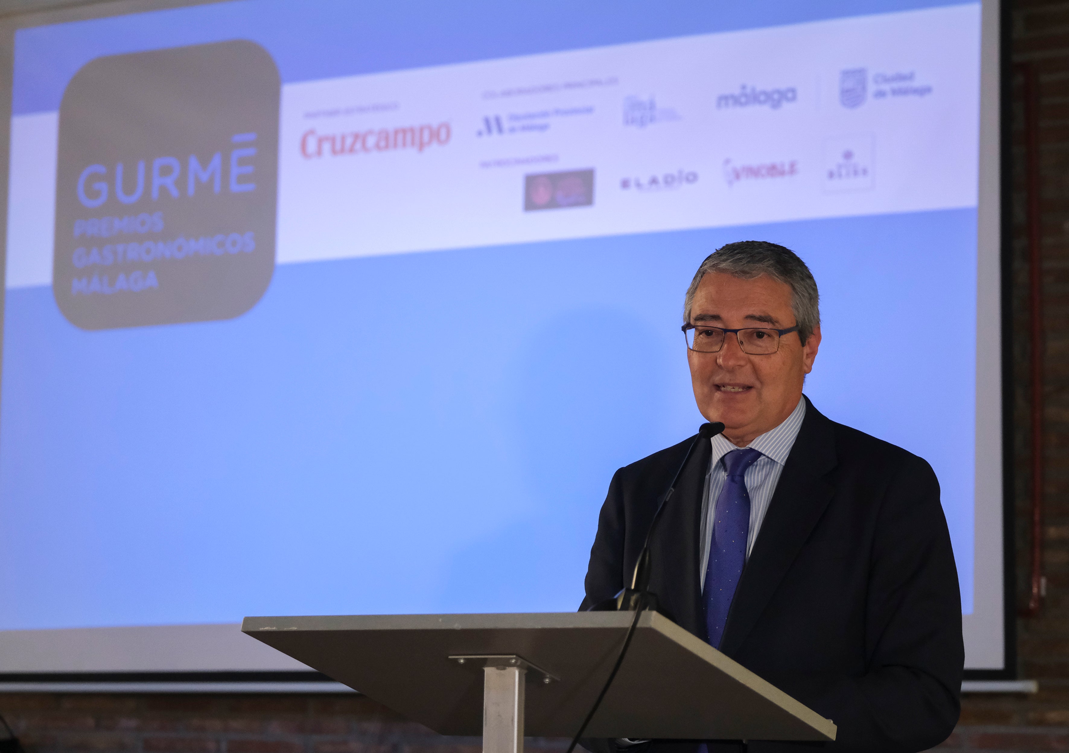 José Francisco Salado, presidente de la Diputación de Málaga, durante la inauguración de los Premios GURMÉ