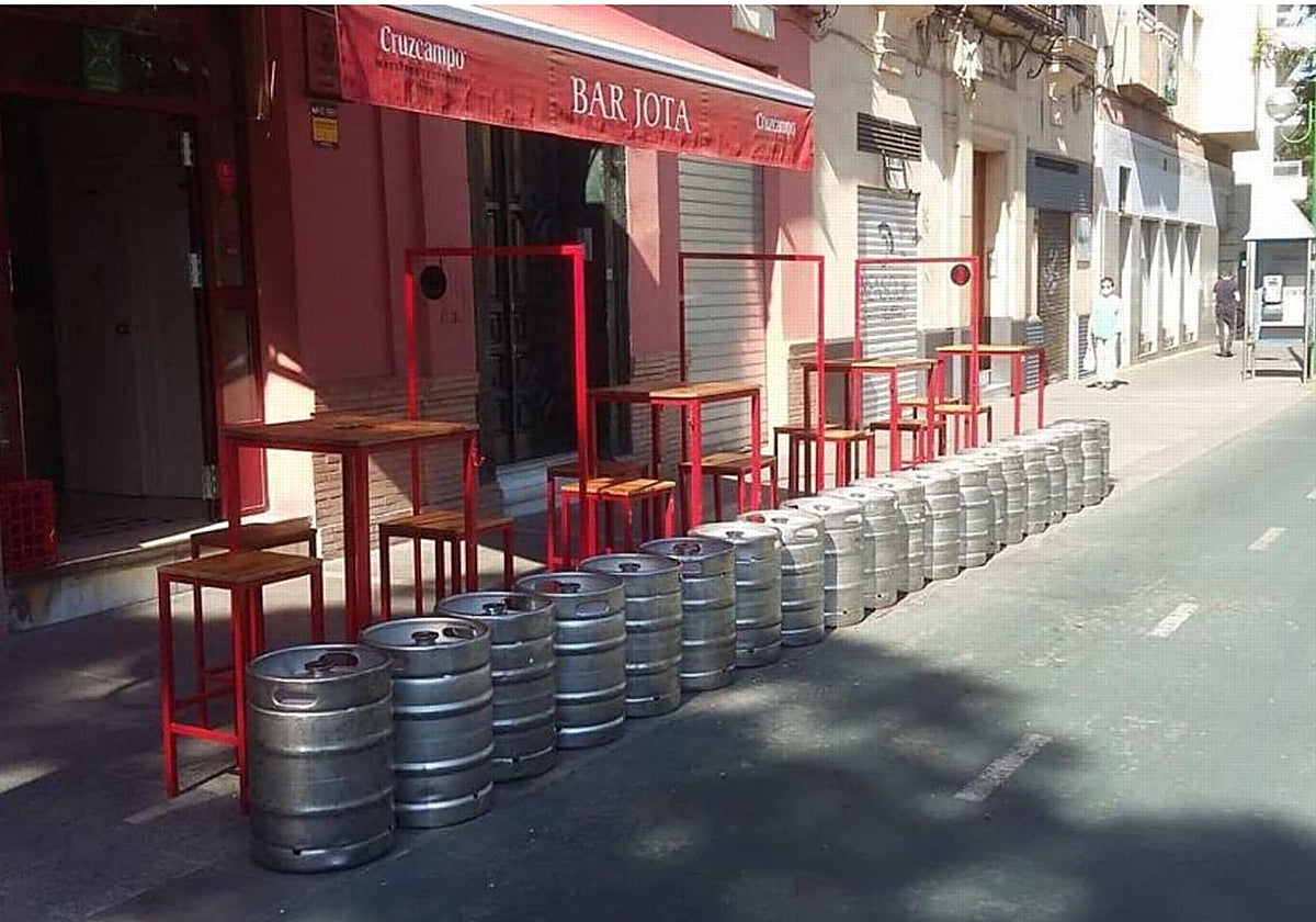 Bar Jota se inauguró en 1936 en la avenida Cruz del Campo en Sevilla