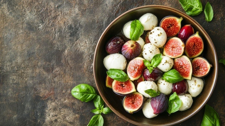Adiós lechuga aburrida: 16 ensaladas de verano tan ricas que querrás comerlas a diario