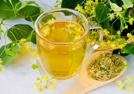 ¿El calor no te deja dormir? Esta infusión relajante será tu mejor aliada en las noches de verano