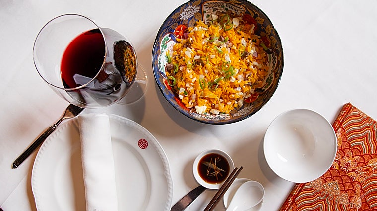 China Crown Marbella está especializado reinterprentar recetas de la cocina imperial china