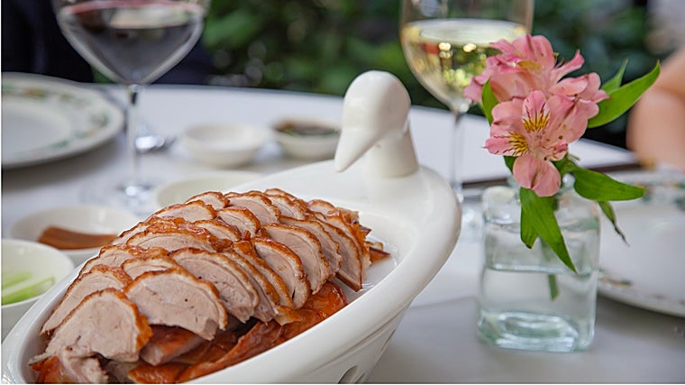 Pato imperial Beijing, elaborado con la receta original del siglo XV que sedujo a la dinastía Ming