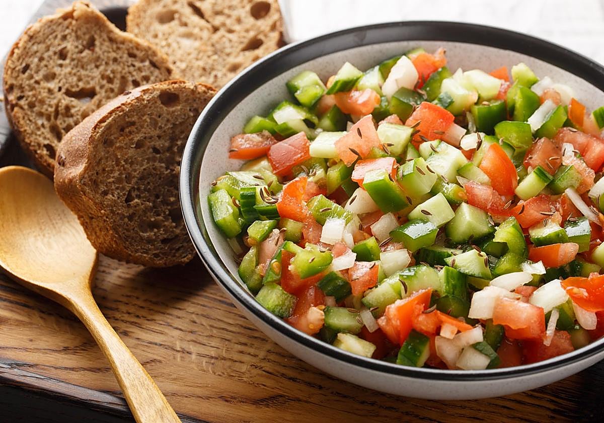El «ceviche» de verduras que regula el azúcar y te quita la hinchazón del verano