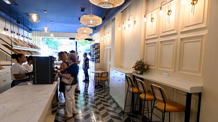 Interior de la panadería