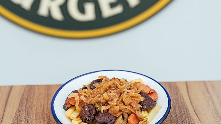 La Sevillana lanza un concepto burger junto al Puente del Alamillo