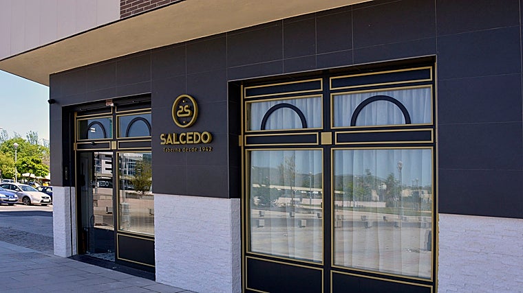 Facha de Hermanos Salcedo en Córdoba