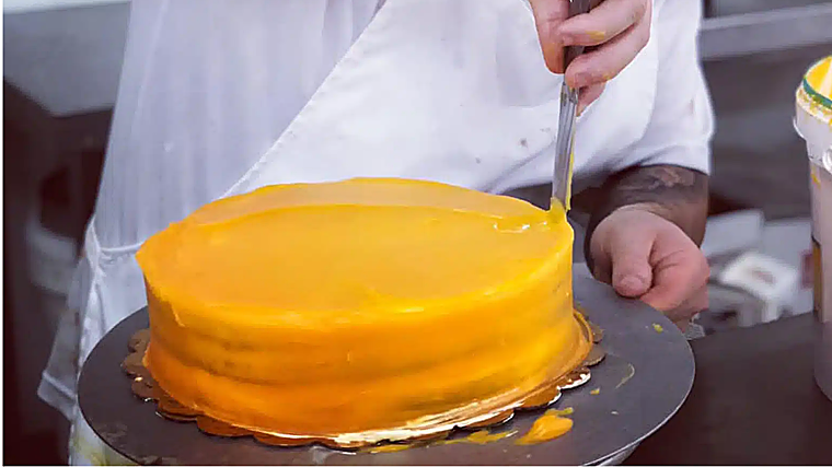 También las preparan en formato tarta, de mayor tamaño