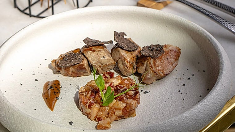 Presa ibérica con salsa de champagne y trufa, de Lalola