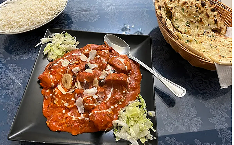 Imagen principal - Bollywood: todo los detalles de este restaurante indio en El Porvenir