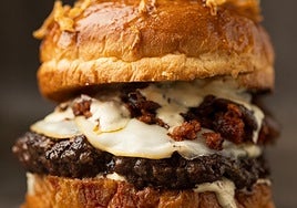Funky Burger & Brunch aterriza en Torre Sevilla con un concepto urbano y gourmet