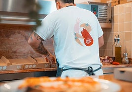 Uno de los protagonistas de 'La Casa de Papel' tiene una pizzería en Málaga inspirada en la serie